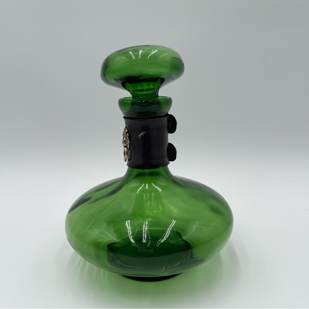Vintage Green Glass Decanter Leather Lion Head Wrap MCM *READ* - Picture 6 of 11